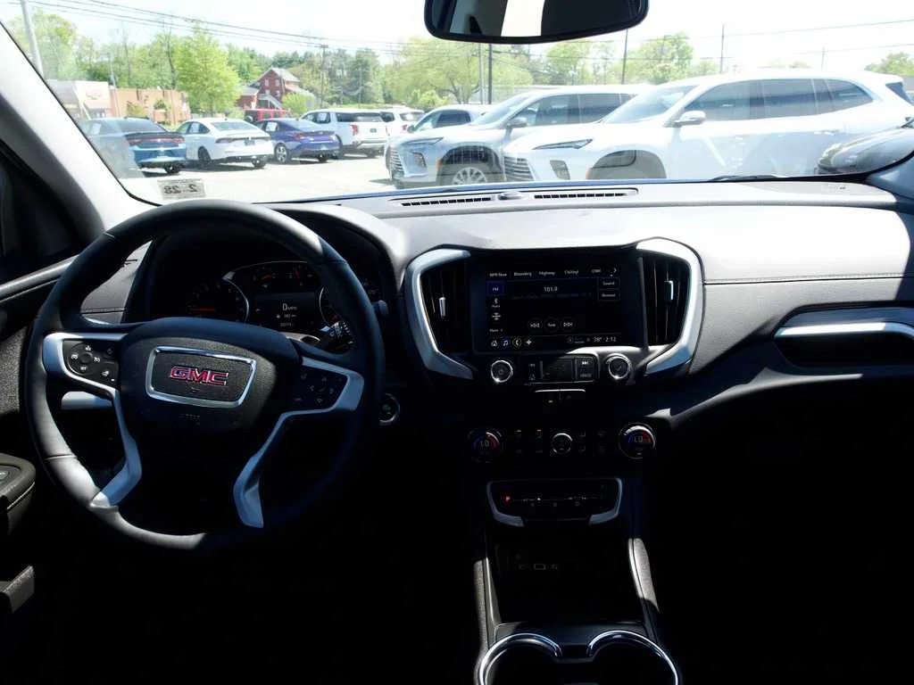 2023 GMC Terrain SLT - Photo 26