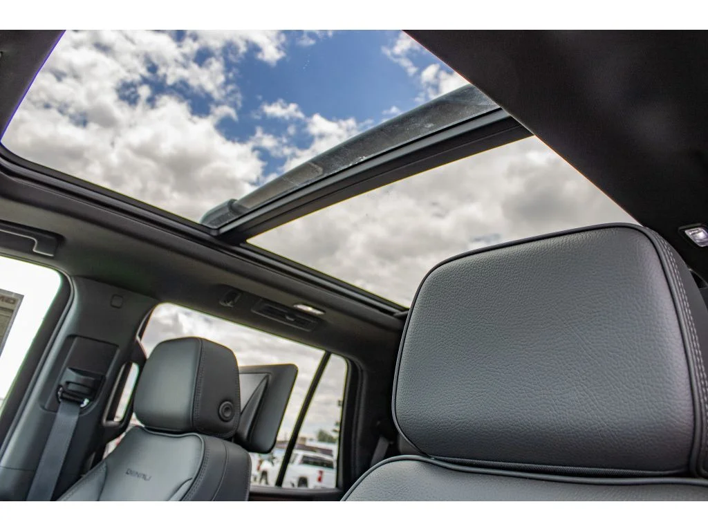 2026 GMC Yukon Denali - Photo 38