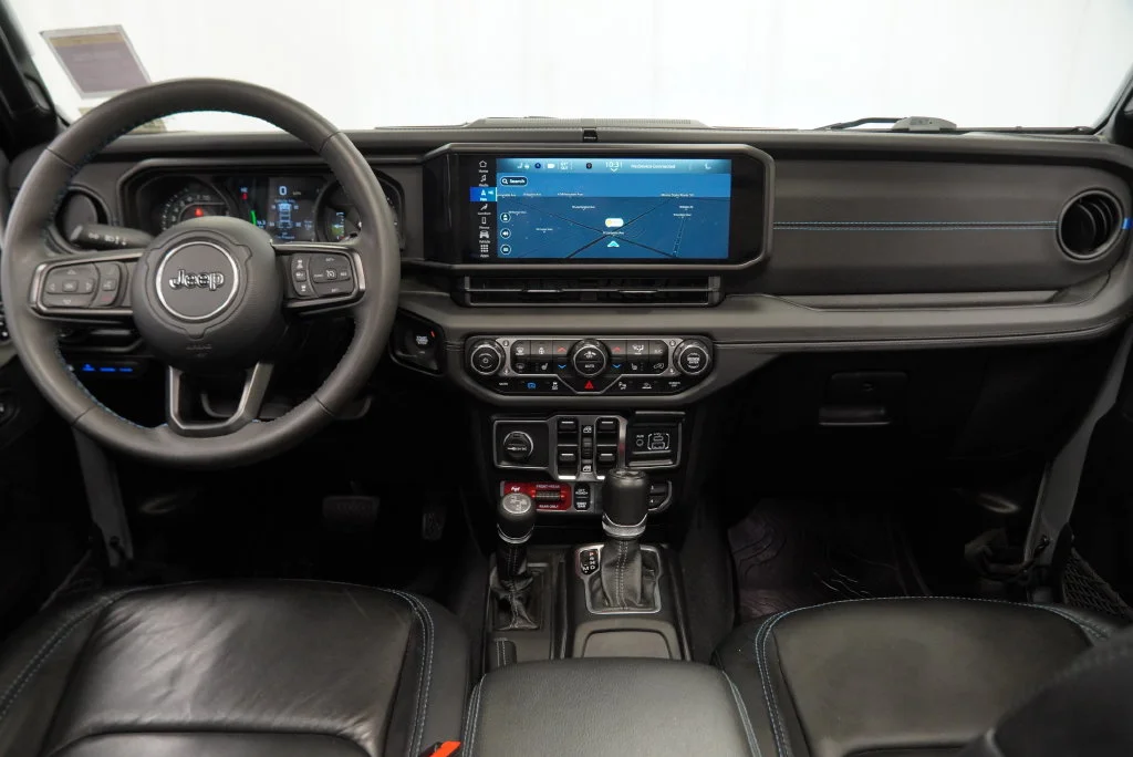 Used 2024 Silver Jeep Rubicon 4xe image 2