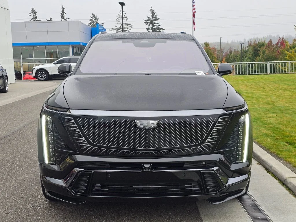 Certified Used 2026 Stellar Black Metallic Cadillac Platinum image 8