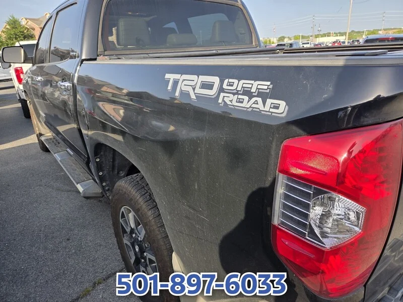 Used 2015 Attitude Black Metallic TOYOTA LIMITED image 8