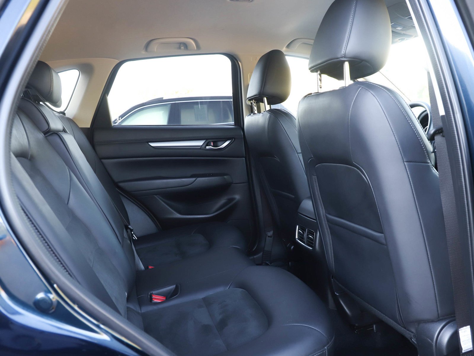 Used 2023 Deep Crystal Blue Mica Mazda 2.5 S Select Package image 13