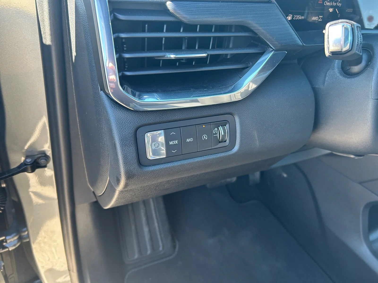 New 2026 Sterling Metallic GMC Elevation AWD image 16
