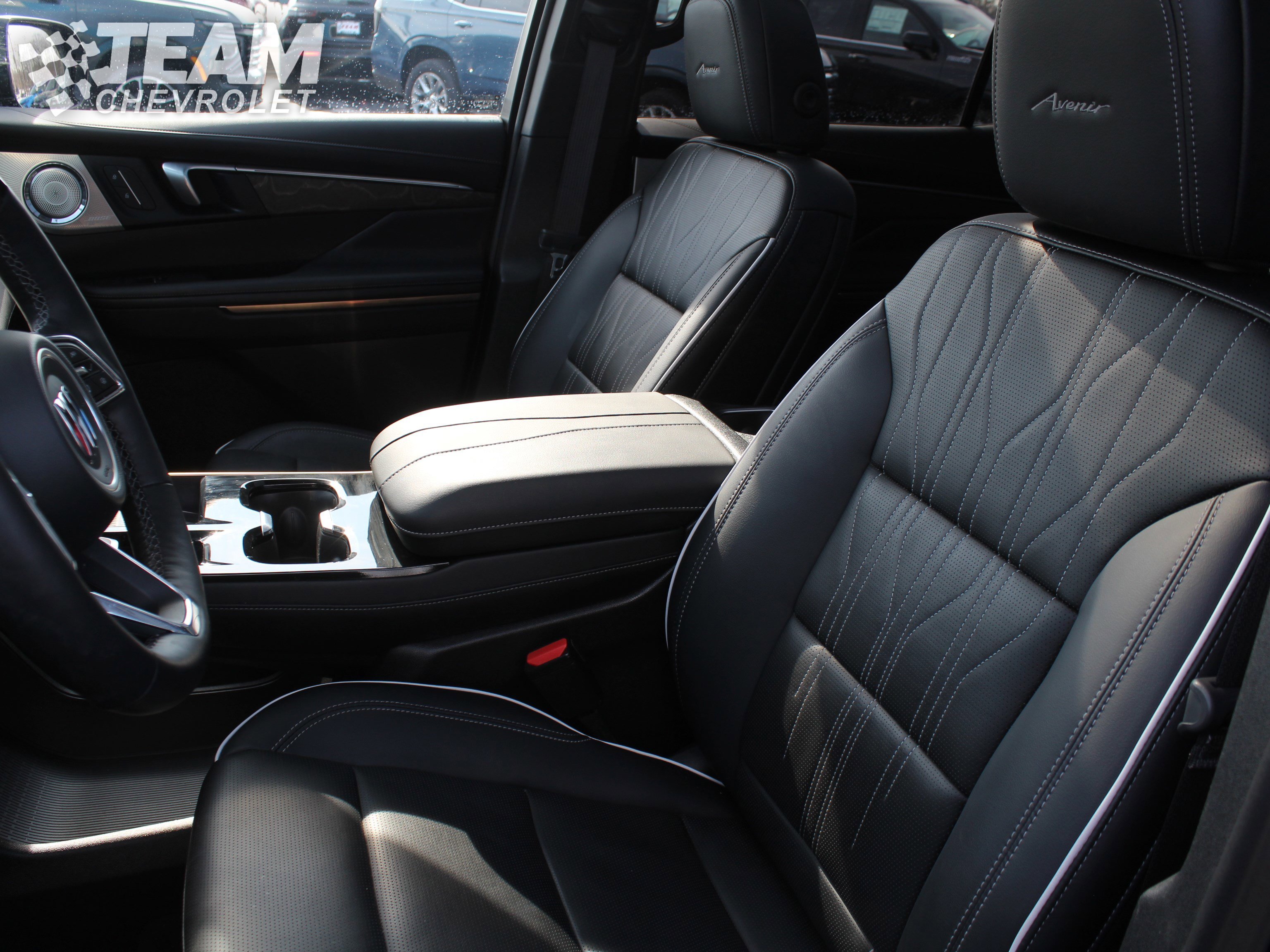 2025 Buick Enclave Avenir - Photo 12