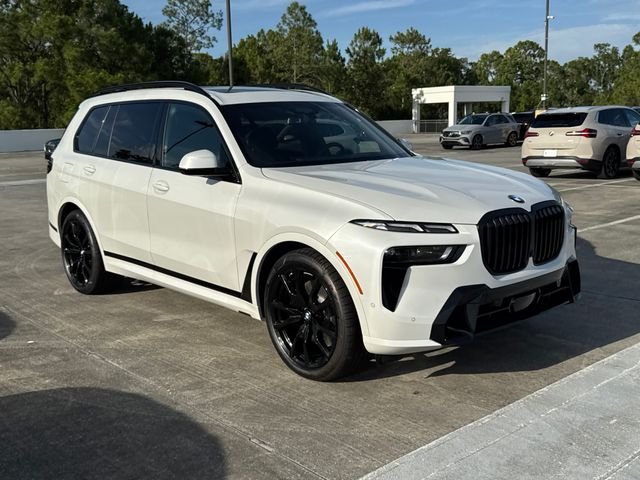 2027 BMW X7
