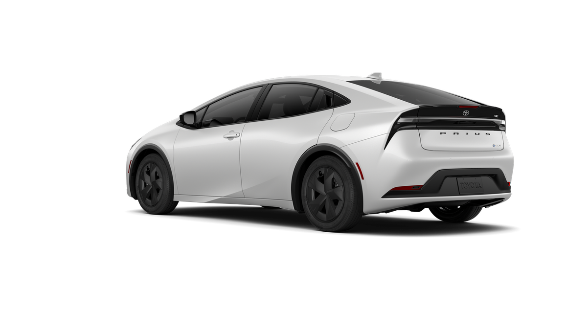 New 2027 Wind Chill Pearl Toyota SE image 6
