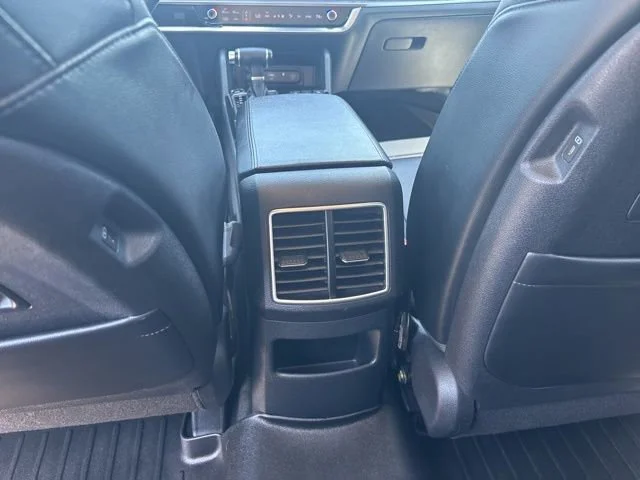 Used 2023  Kia SX-Prestige image 27