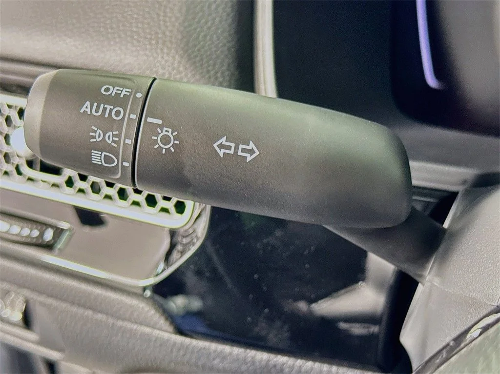 New 2027 Blue Lagoon Pearl Honda Hybrid image 18