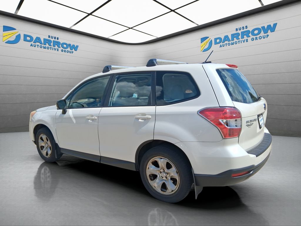 Used 2014 White Subaru 2.5i image 3
