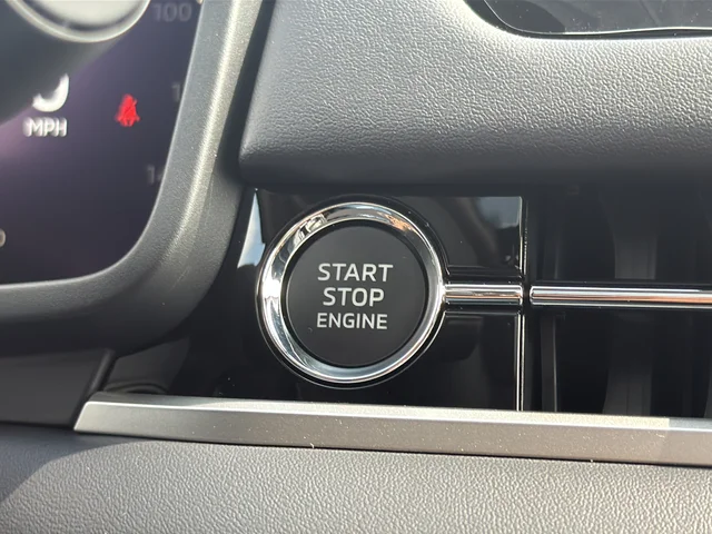 New 2026 Gray Mitsubishi SE image 30