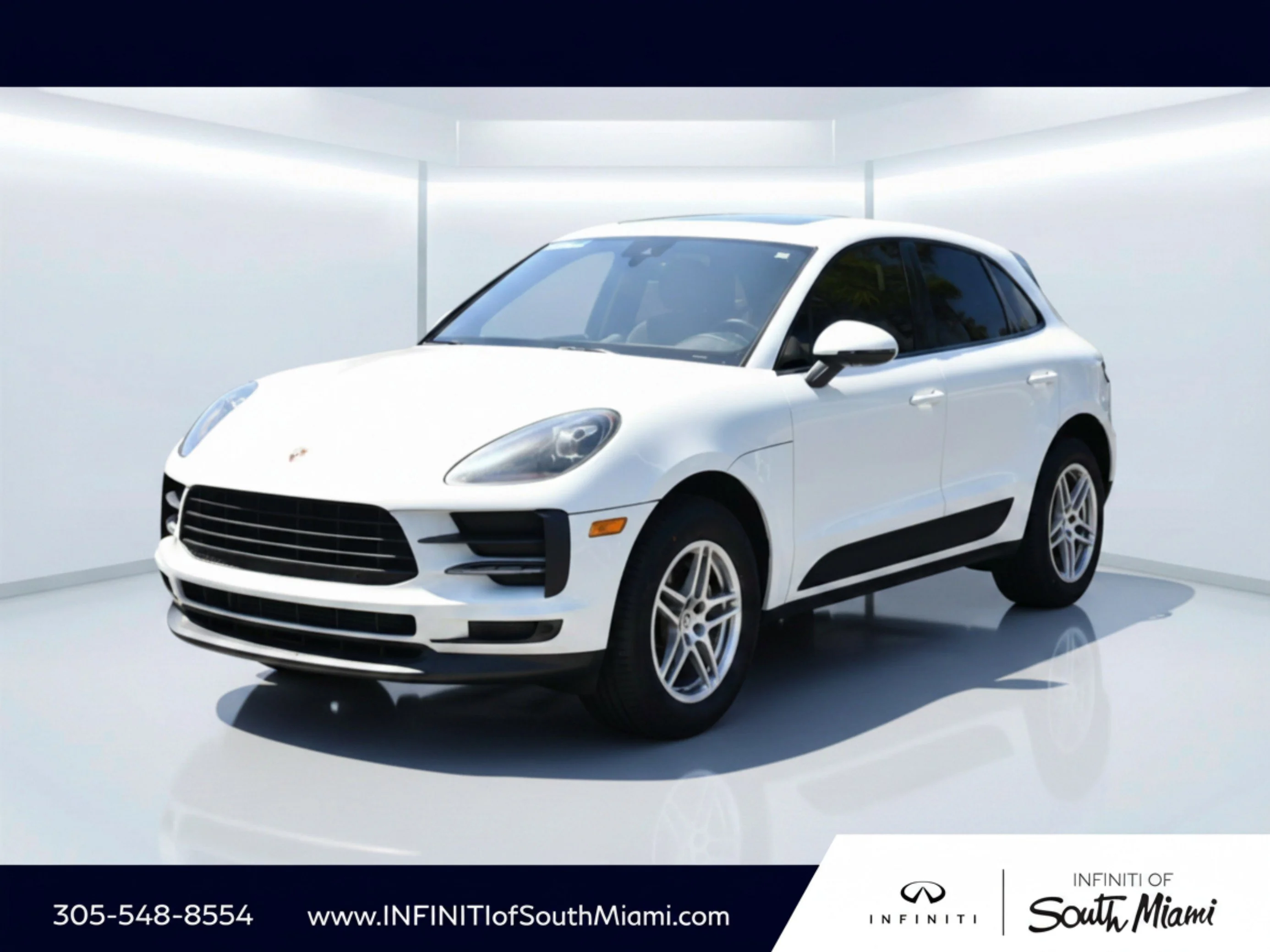 2019 Porsche Macan -'s photo