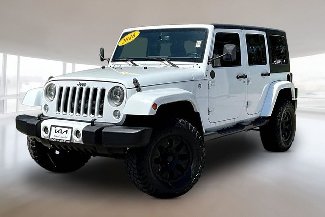 2016 Jeep Wrangler Unlimited Sahara