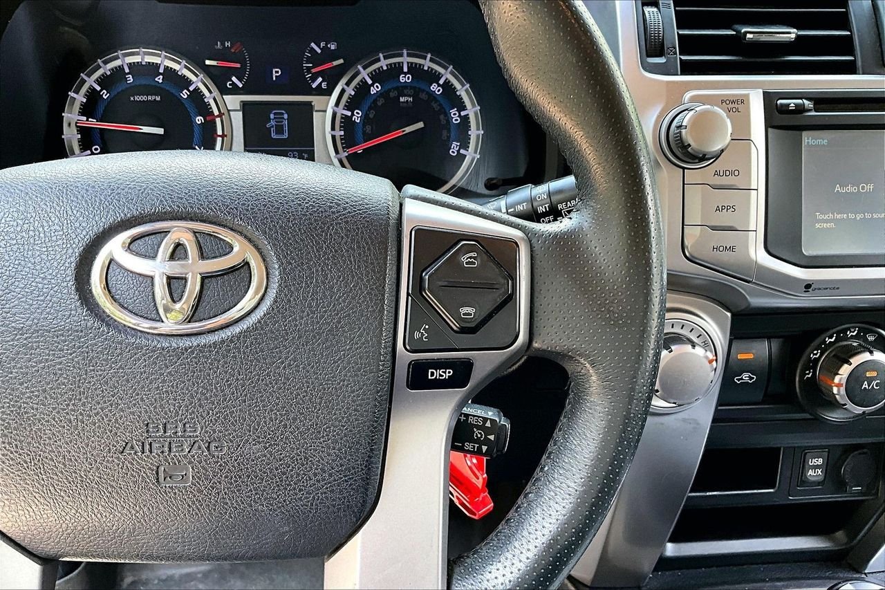 Used 2018 Gray Toyota SR5 image 11