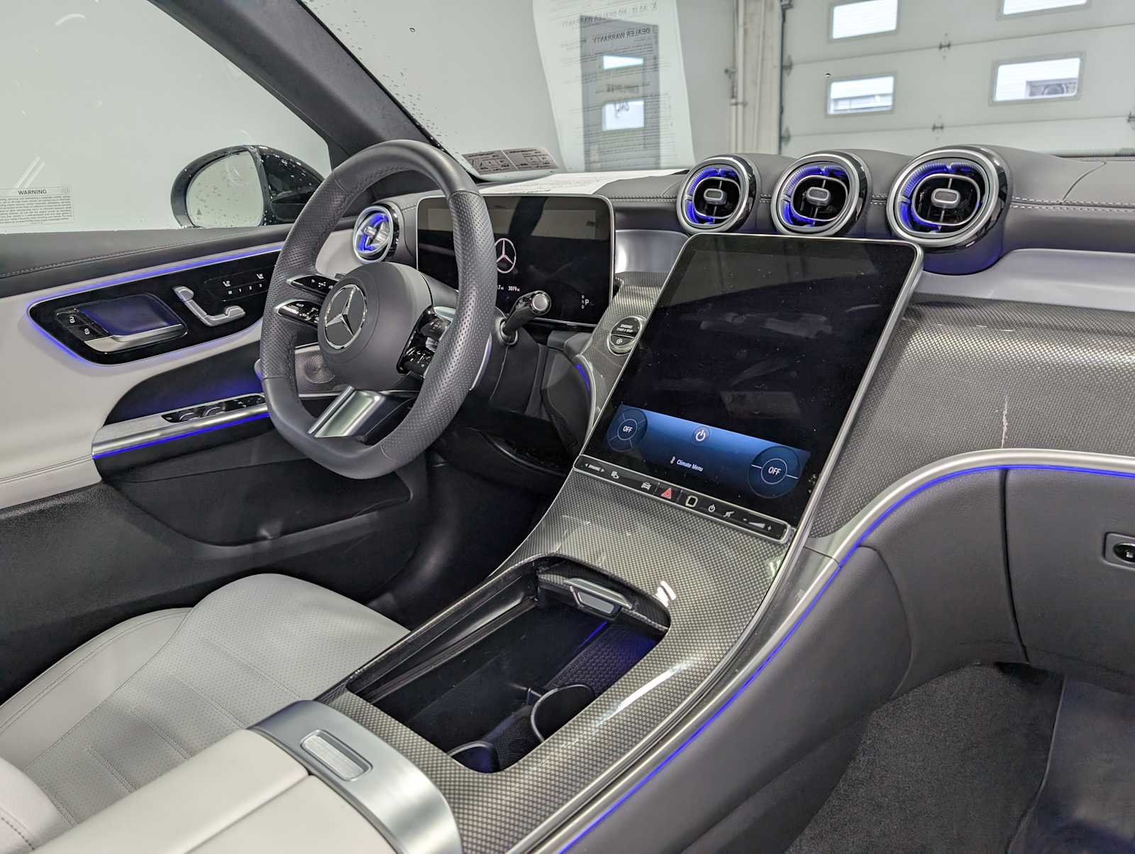 Used 2026 Starling Blue Metallic Mercedes-Benz GLC 300 image 40
