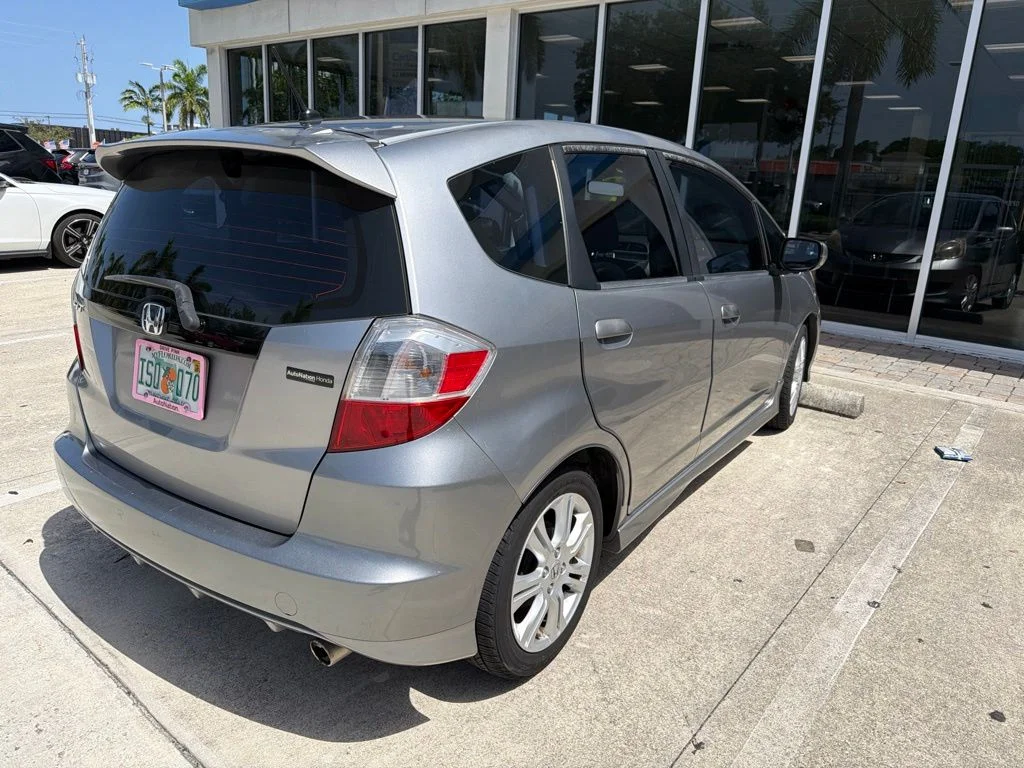 Used 2010 Storm Silver Metallic Honda Sport image 11