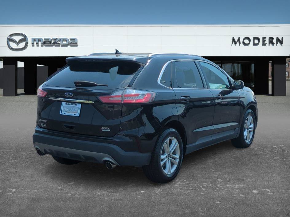 Used 2020 Black Ford SEL image 5