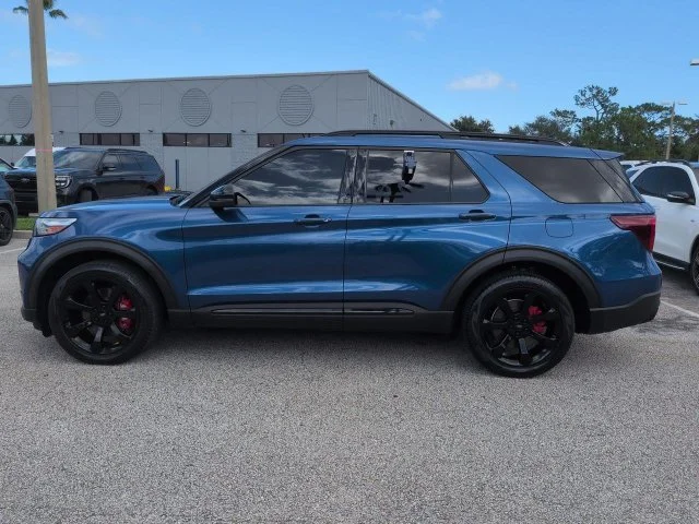 Used 2021 Blue Ford ST image 7