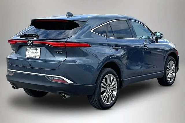 Used 2023 Gray Toyota XLE image 5