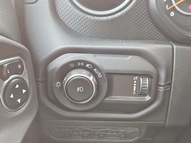 2025 Jeep Wrangler 4-Door Rubicon 392 Final Edition - Photo 56