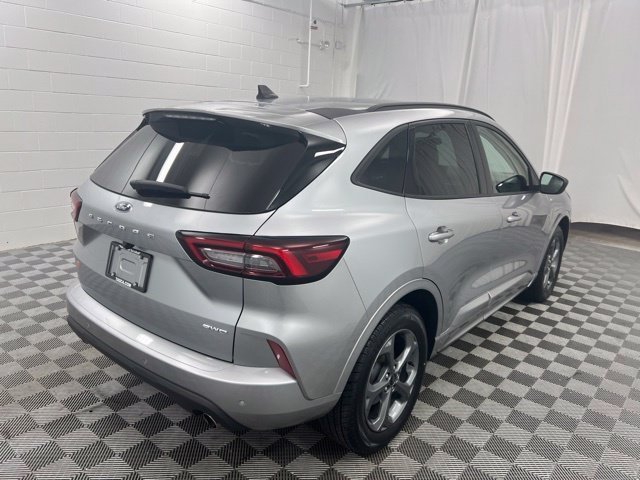 Used 2023 Silver Ford ST-Line image 5