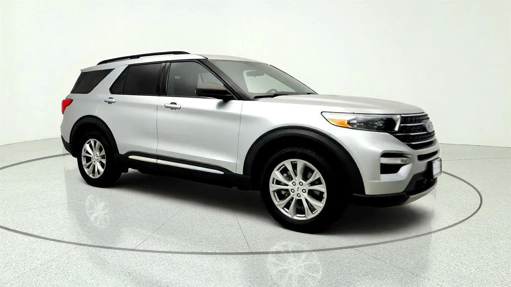 Used 2020 Iconic Silver Metallic Ford XLT 4WD w/ Twin Panel Moonroof & Co-Pilot360 Assist+ image 3