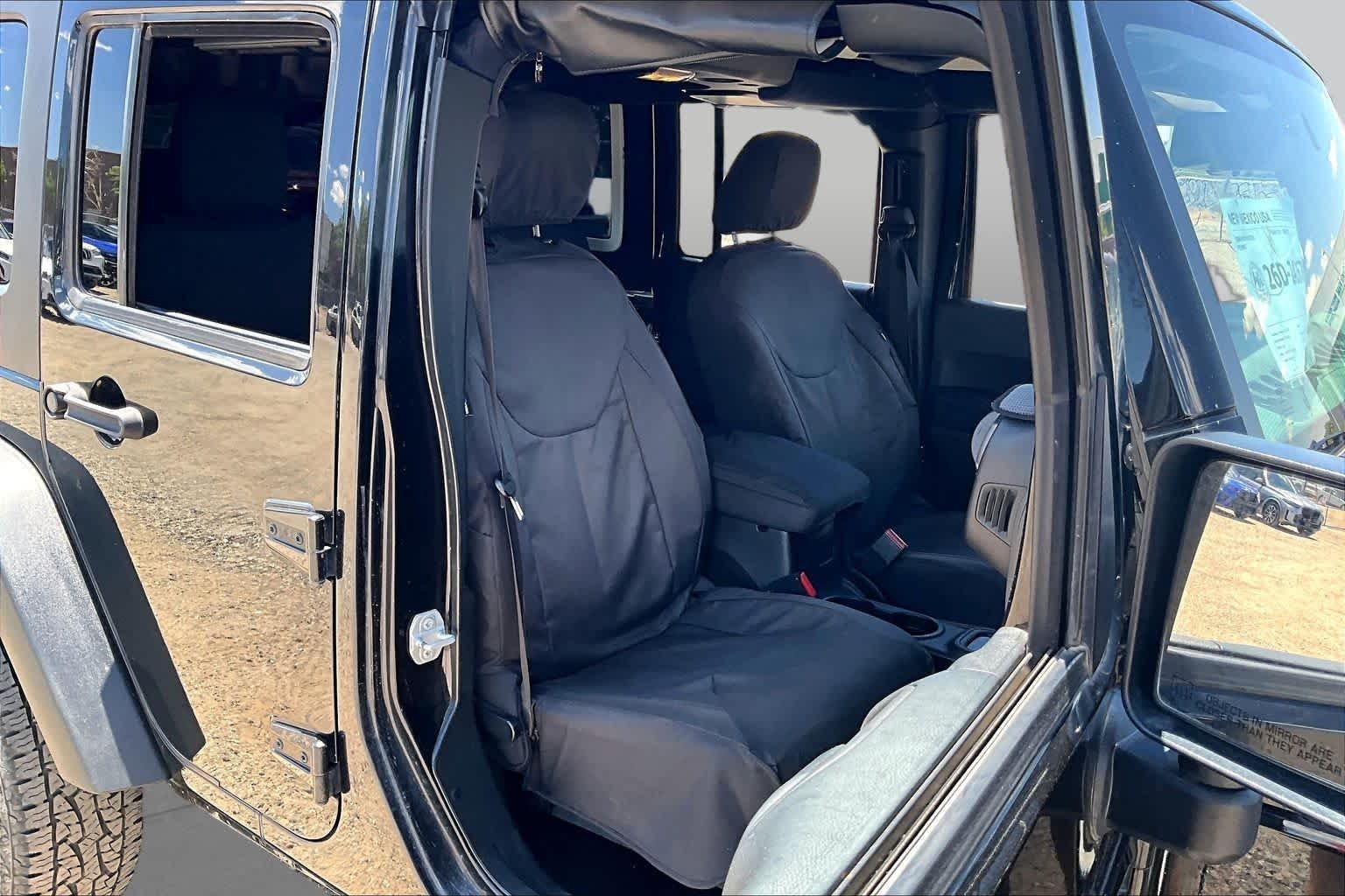 Used 2018 Black Clearcoat Jeep Sport S image 7