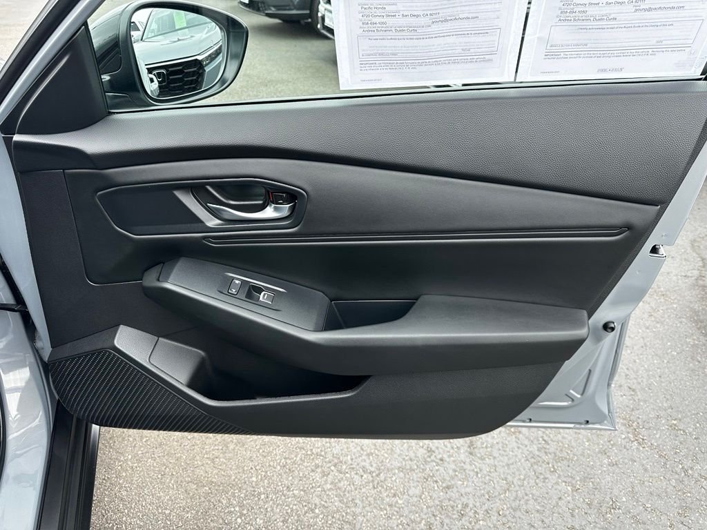Used 2025 Gray Honda SE image 15