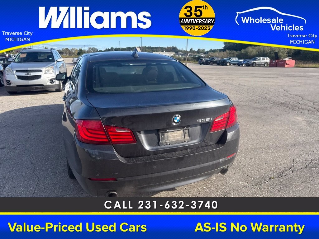 Used 2011 Dark Graphite BMW 535i xDrive image 13