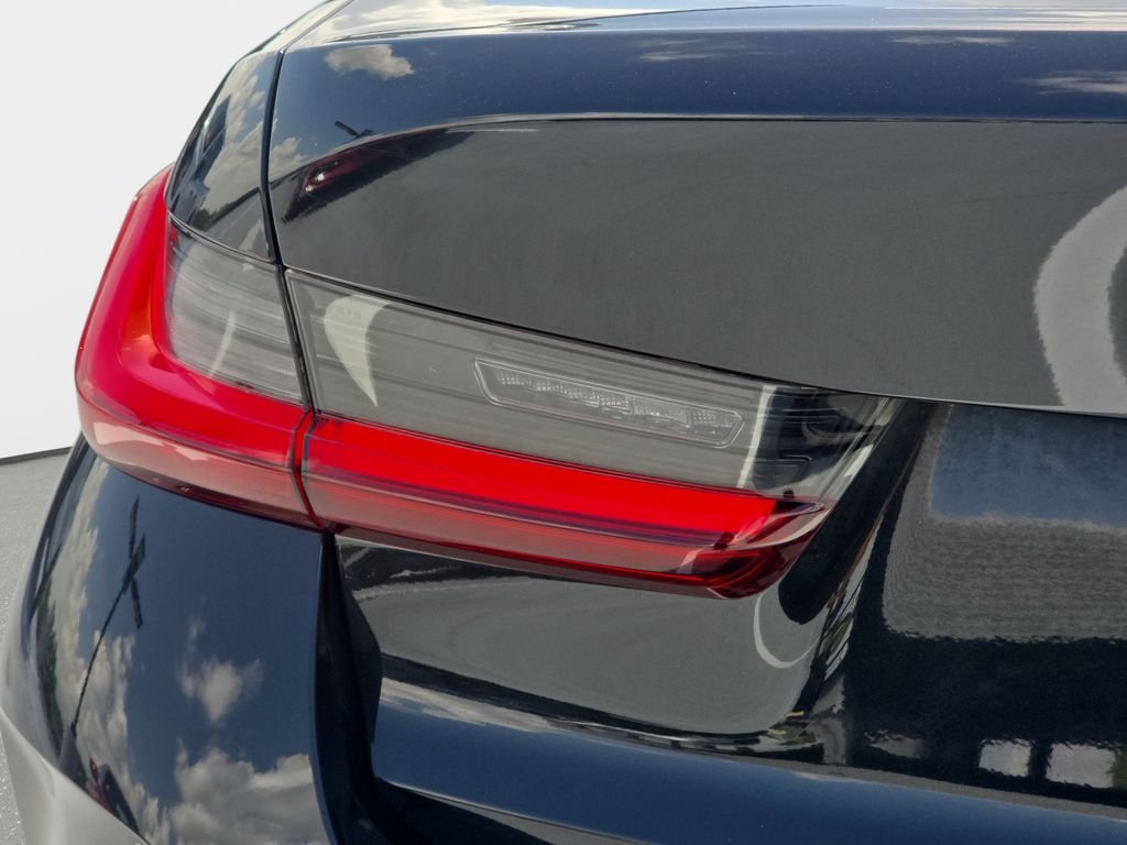 Used 2023 Black BMW 330i image 30