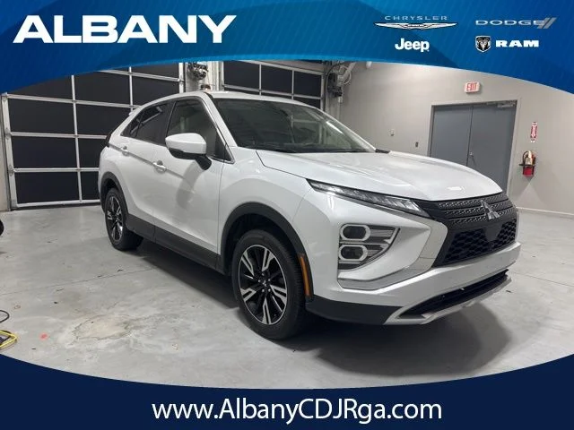 2024 Mitsubishi Eclipse Cross SE S-AWC's photo