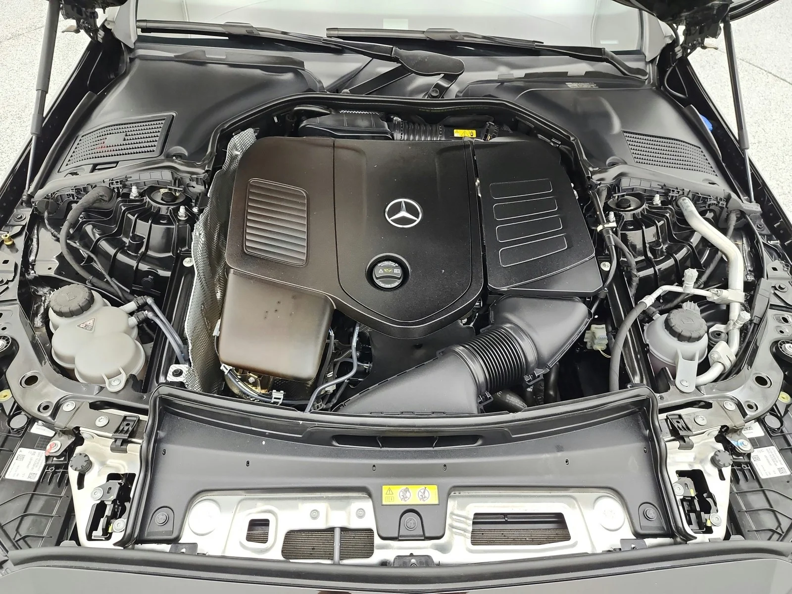 Used 2024 Black Mercedes-Benz C 300 4MATIC® Sedan image 17
