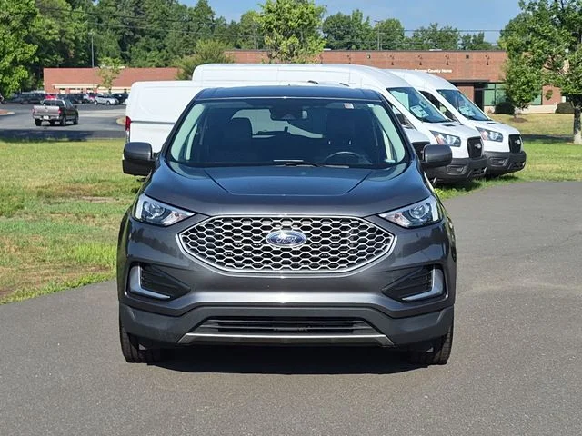 Used 2024 Gray Ford SEL image 16