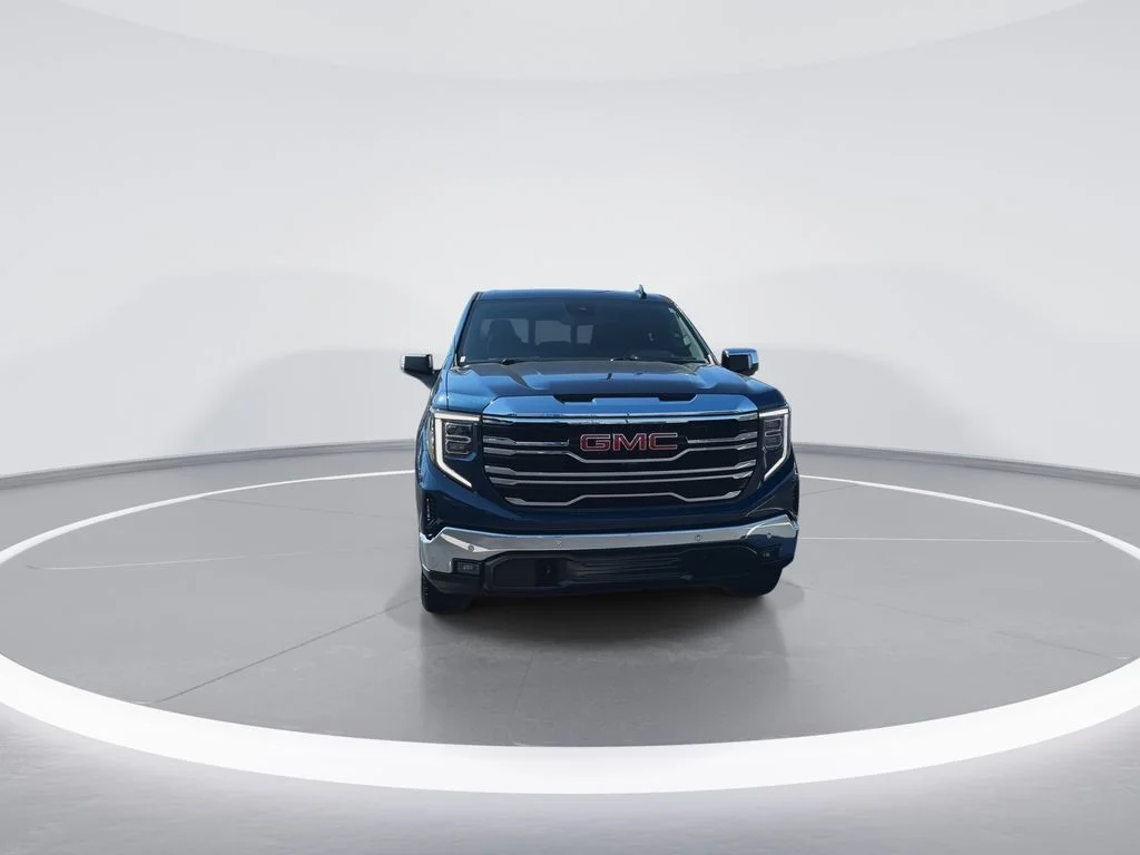 Used 2022 Blue GMC SLT image 3