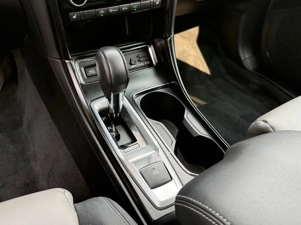Used 2022 Gray Subaru Onyx Edition image 17