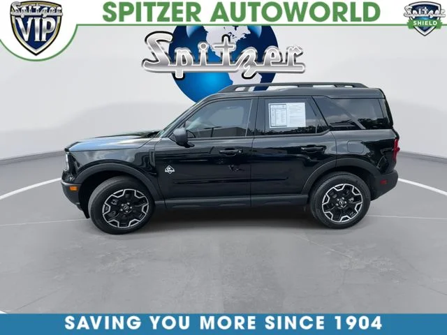Used 2025 Black Ford Outer Banks image 7