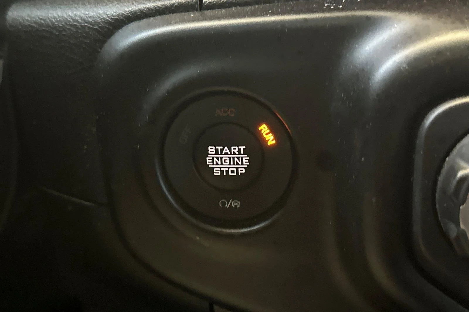 Used 2022 Sting-Gray Clearcoat Jeep Rubicon image 22