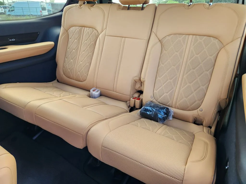 New 2026 Bright White Clearcoat Jeep Summit Reserve image 21