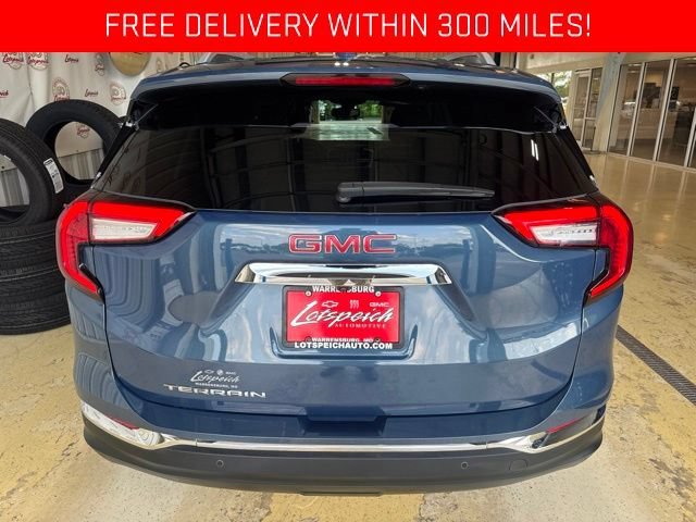 Certified Used 2024 Downpour Metallic GMC SLT image 28