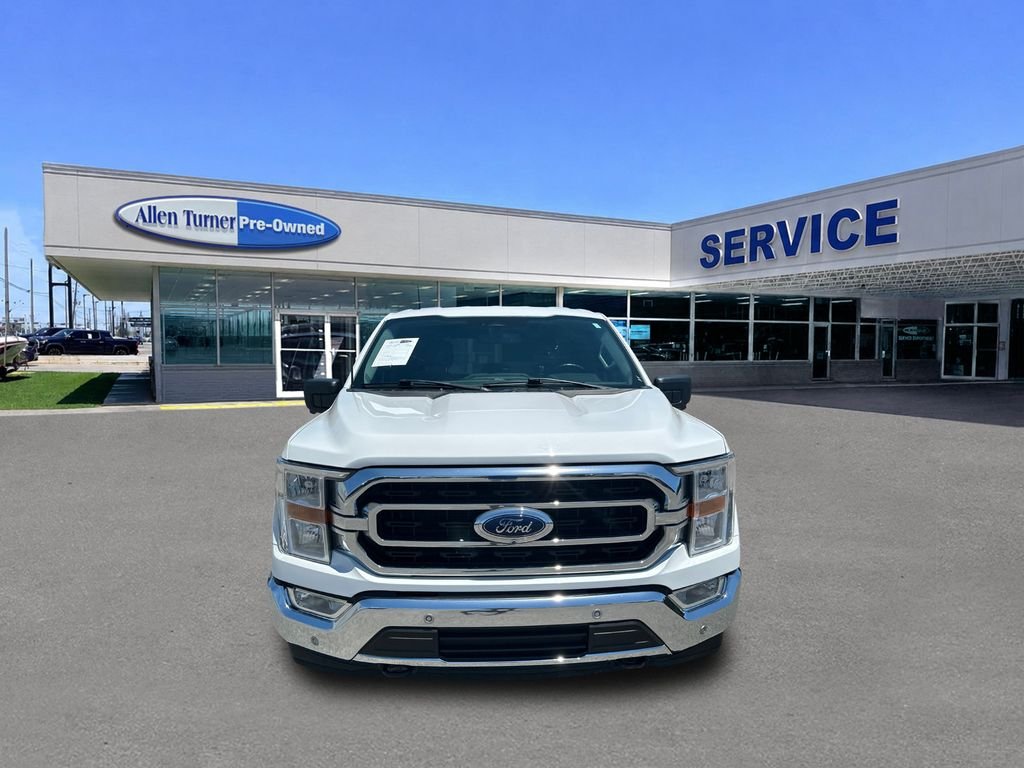 Used 2023 Oxford White Ford XLT image 3