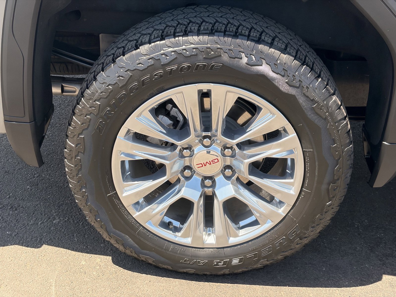 Used 2025 Sterling Metallic GMC Denali image 30