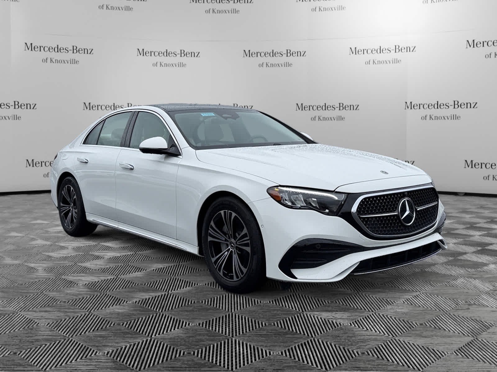 Used 2026 Polar White Mercedes-Benz E 350 image 7