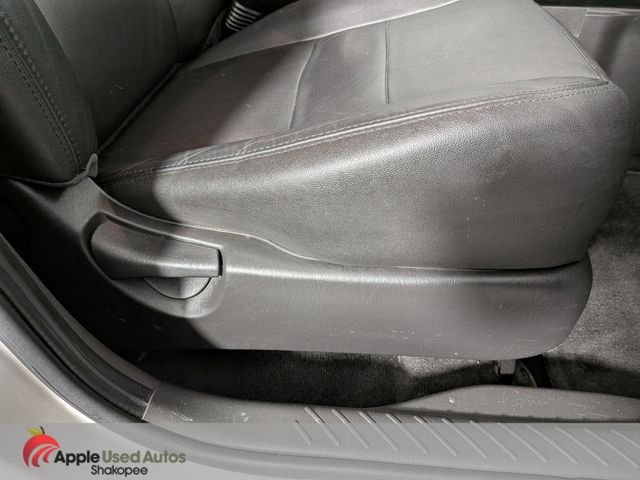 Used 2011 White Ford Limited image 38