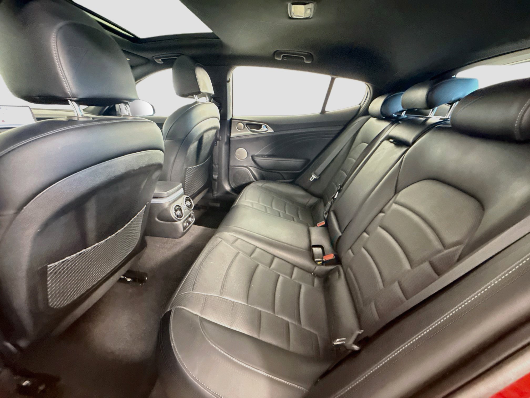 Used 2023  Kia GT2 image 27