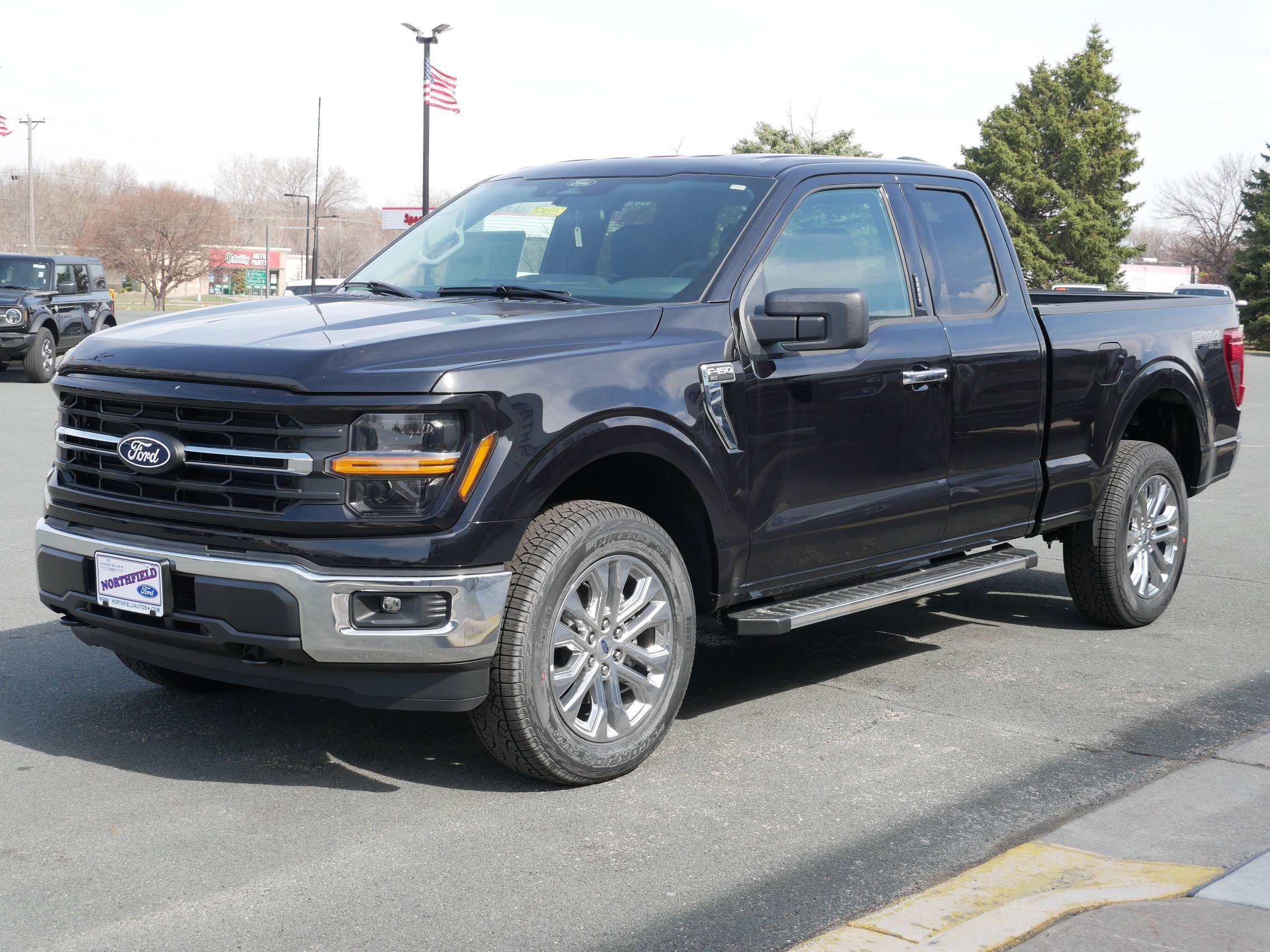 View vehicle photo 4