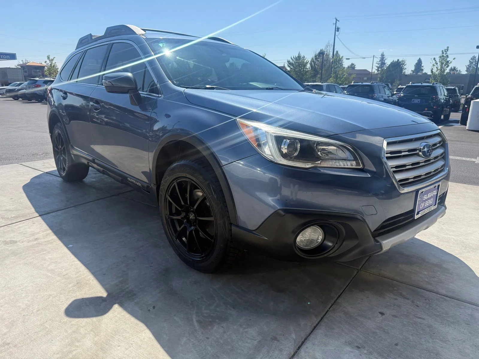 Used 2017 Twilight Blue Metallic Subaru 2.5i image 3