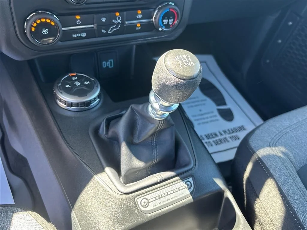2021 Ford Bronco Base - Photo 30