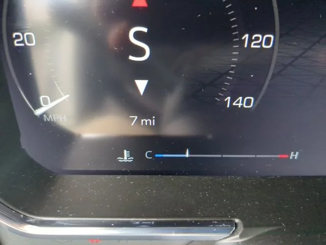 New 2026 Summit White GMC AT4 image 18