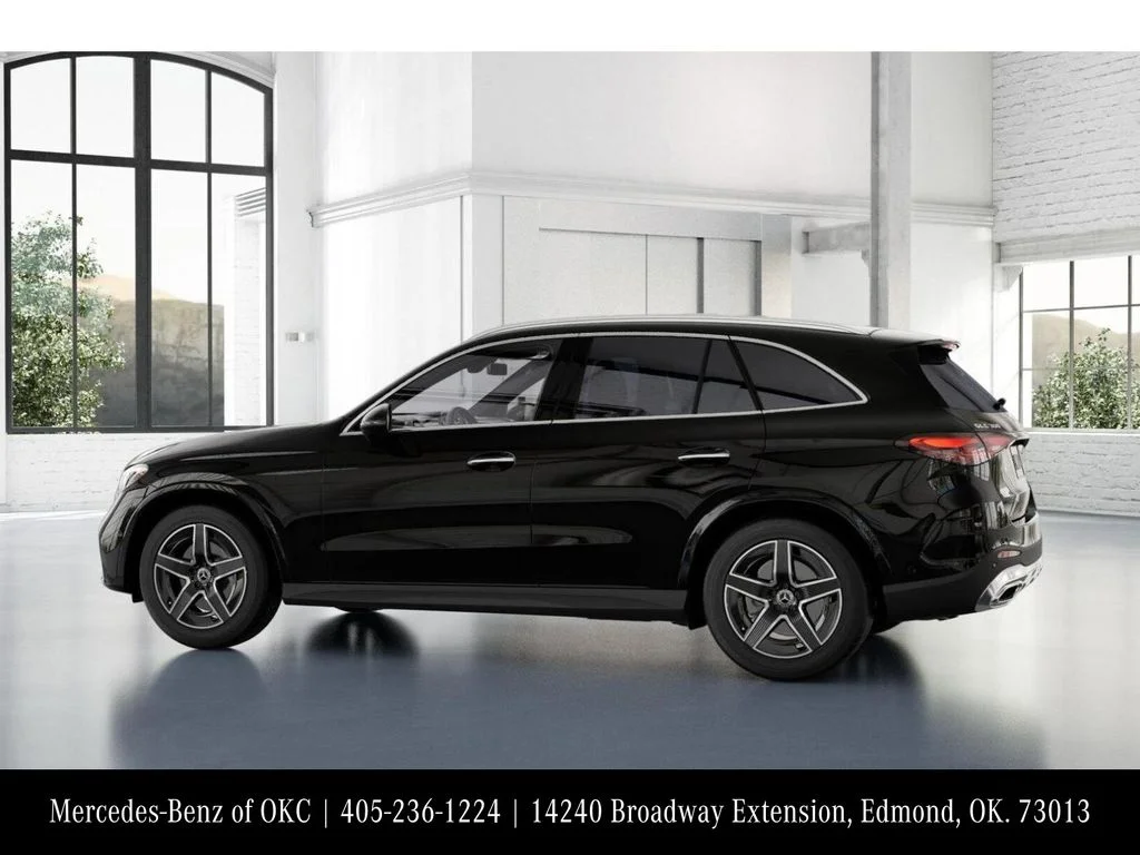Used 2026 Black Mercedes-Benz GLC 300 image 32