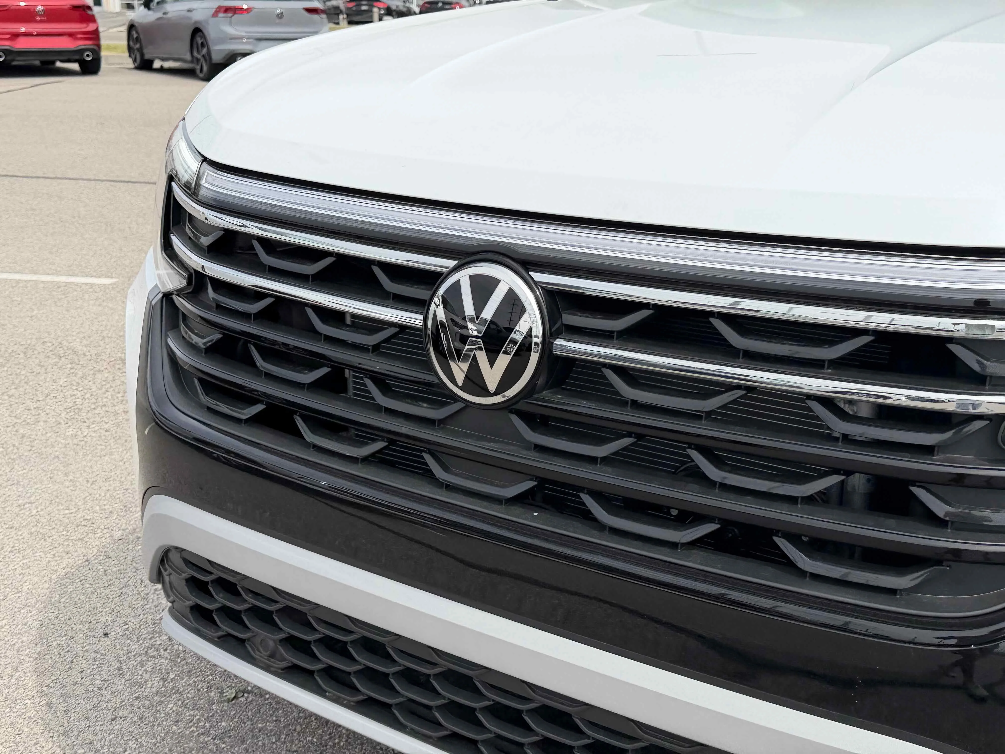 New 2026 Pearl Volkswagen 2.0T Peak Edition image 11