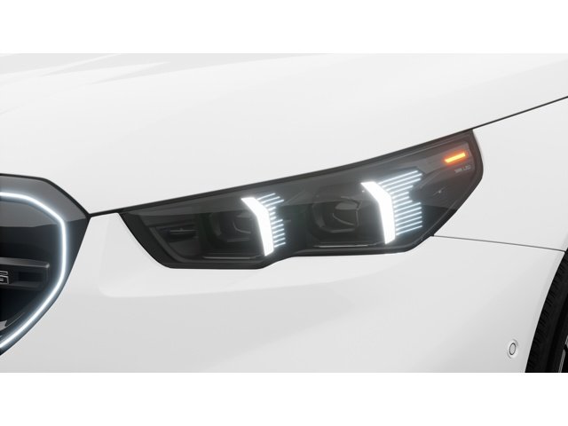 New 2027 Alpine White BMW  image 6